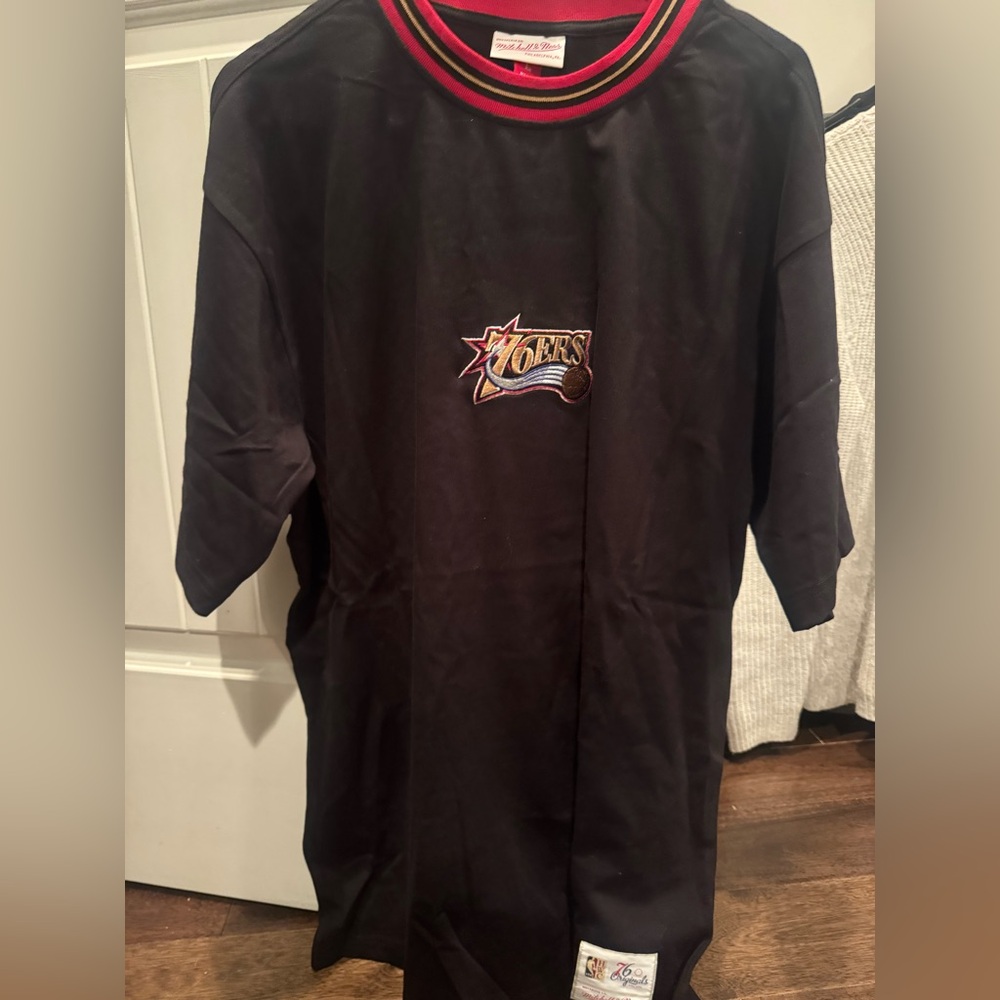 Black 76ers Hardwood Classic T-Shirt - Brand New